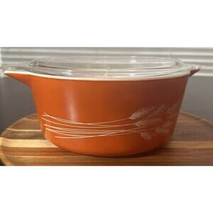 Vintage Pyrex Autumn Harvest Large Wheat Casserole Dish with Lid 475B 2.5L